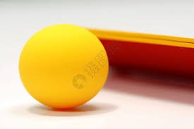 半场战报-勒温中柱、约罗头球攻门遭神扑，曼联暂0-0利兹联